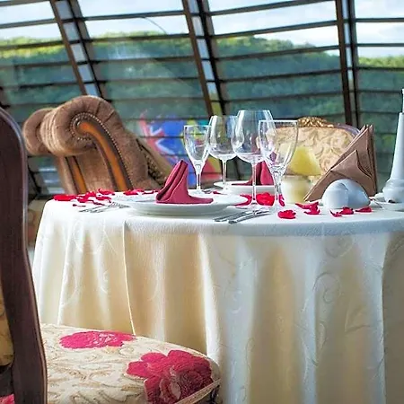 فندق Sungarden Golf & 4*