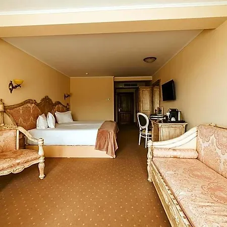 Sungarden Golf & 4*