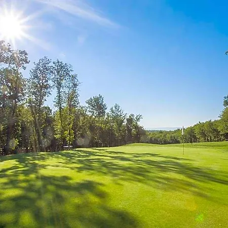 Sungarden Golf & فندق 4*