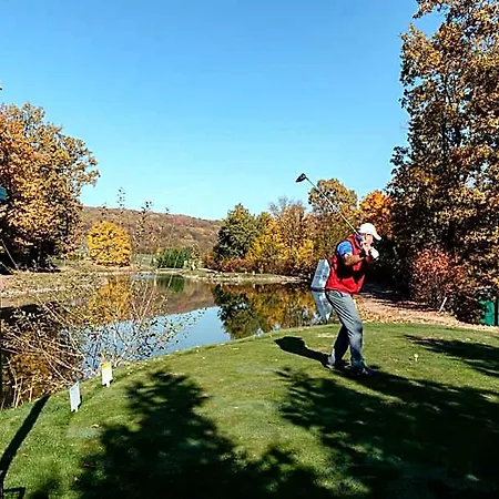 Sungarden Golf & فندق